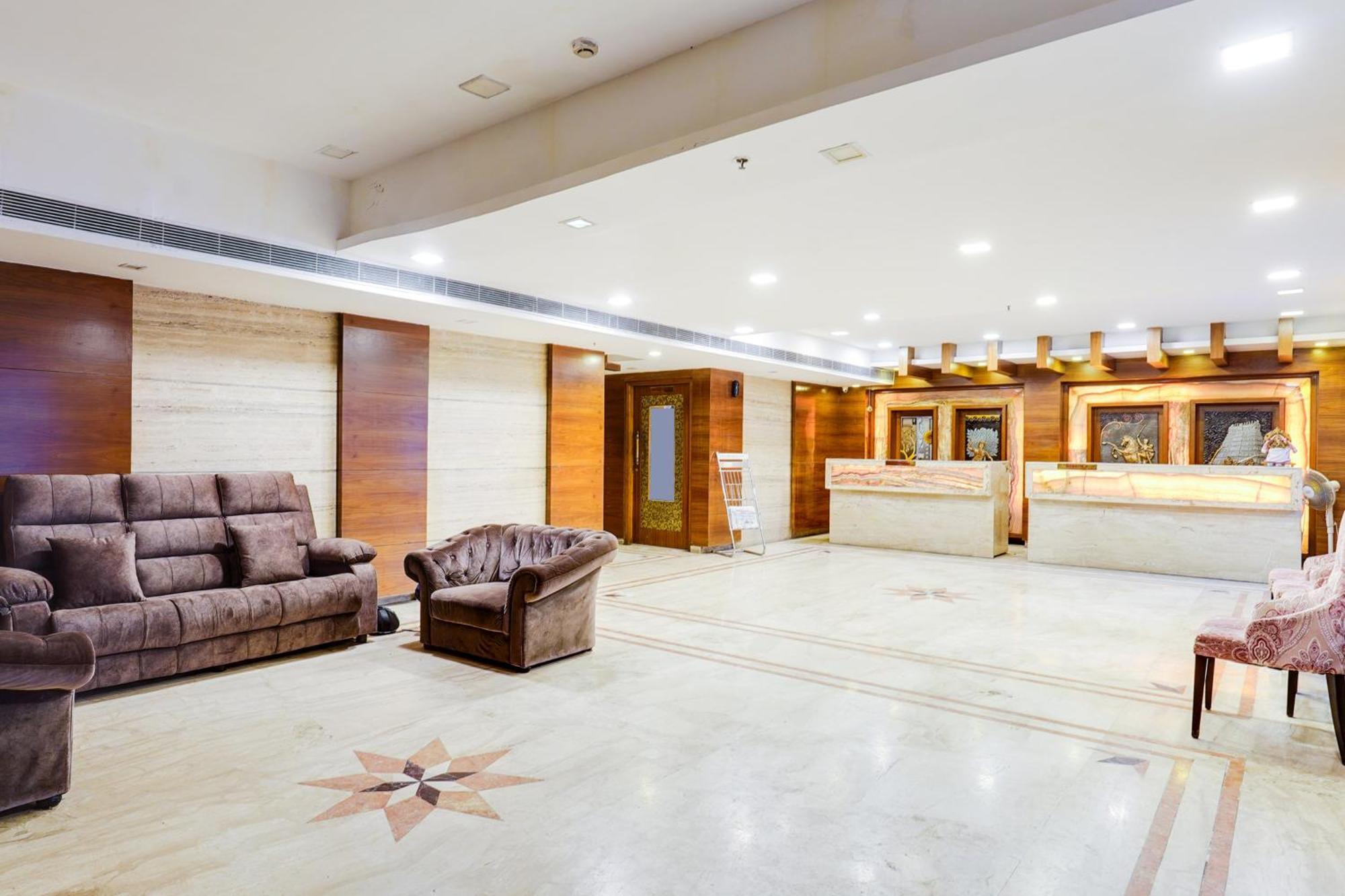 Super Townhouse Oak Alandur Near Chennai Airport Formerly Vijay Park Экстерьер фото